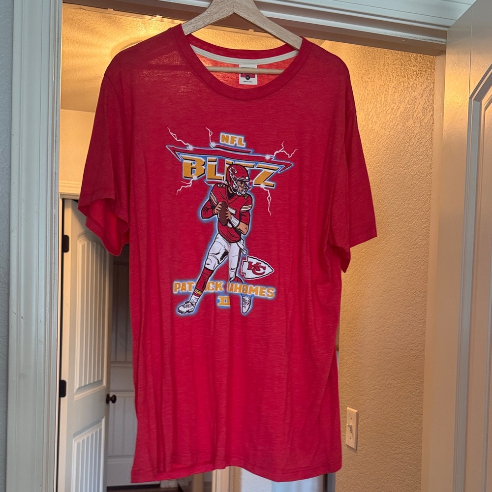 HOMAGE Mahomes KC Red NFL Blitz Tee